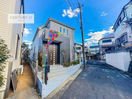 その他現地　前面道路は6ｍ！陽当り良好な立地です。
車庫入れが苦手な方も安心ですね。