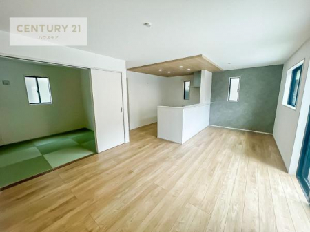 rO@SnǂrO͉ƑRƏW܂܂BƑcR̎ԂłBƑƁAw[Ԃ߂łˁB邭JIȋԂłB