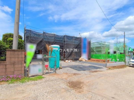 ԏ@ԃXy[X2䕪܂IZJhJ[͂AoCN⎩]ԂȂǂuꏊɍ܂B