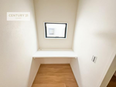 rO@rOɂ̓X^fBJE^[tI
[g[NXy[X₨ql̏hXy[XȂǂɎg܂ˁB
prʂȃXy[XłB