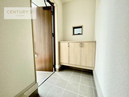 ց@V[Y{bNXtȂ̂ŁAւЕt|₷łI
XbLւŌ˂JuԁÂSnԂo}Ă܂B

