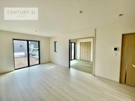 rO@傫ȑ炽Ղ̗z閾邢rOBĴ郊rOŉƑĉ났̎Ԃ߂܂B