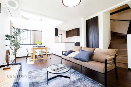 rO@؂ȉƑW܂邩炱LDKɂ͂肽B̂悢L`LDKAqCɏ΂Ȃ瑖ĂpuLƂɂėǂvƎvuԂłB