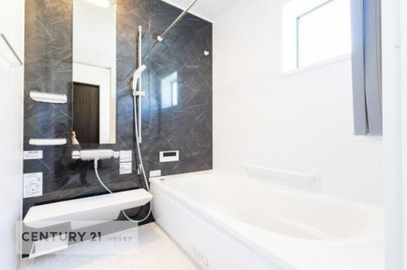 @Ƃ̂oX[IKȃoX^C܂I
1̔ƖĂfGȃN[[VԂɂȂ肻łˁB