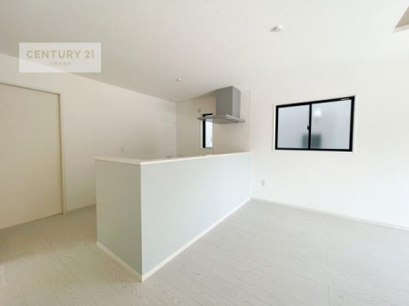 rO@rOŜnΖʃLb`Ȃ̂ŁAql̗lqȂƂłqĂ₷SȊԎłI