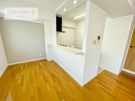 rO@rOŜnΖʃLb`Ȃ̂ŁAql̗lqȂƂłqĂ₷SȊԎłI