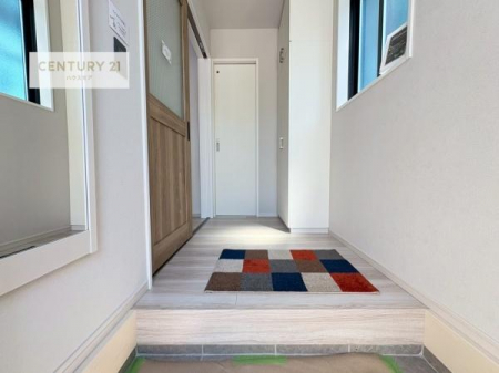 ց@V[Y{bNXtȂ̂ŁAւЕt|₷łI
XbLւŌ˂JuԁÂSnԂo}Ă܂B
