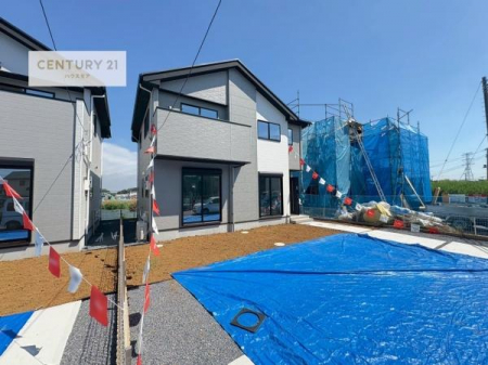 ԏ@ԃXy[X2䕪܂IZJhJ[͂AoCN⎩]ԂȂǂuꏊɍ܂B