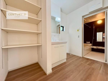 ʑEʏ@Oʋdl̐ʏ́AgȂ݂₷I͎[ɂȂĂ܂BhC[₨ϓЕt̂ŐʑXbLƌ邱Ƃo܂I