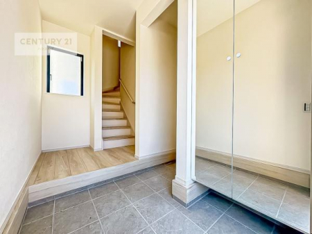 ց@~[tV[Y{bNX&yԎ[tȂ̂ŁAւЕt|₷I
OoO̐gȂ݂`FbNł܂ˁI
