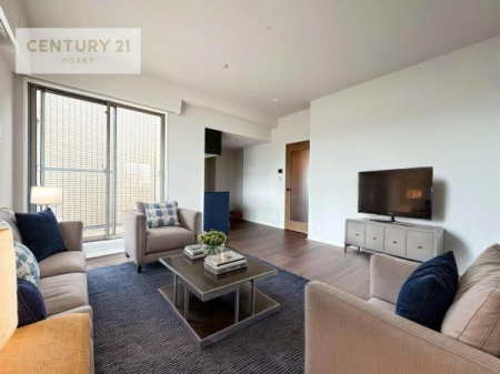 rO@ƋCGp[XłBSnǂrO͉ƑRƏW܂܂BƑcR̎ԂłBƑƁAw[Ԃ߂łˁB邭JIȋԂłB