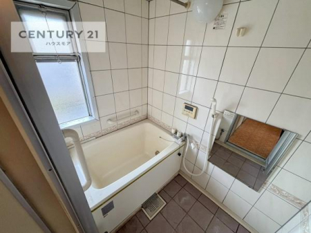 @F̐̂oX[łIKȃoX^C܂ItŊCX[YI