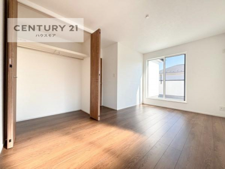 rOȊŐ@[Xy[XĂ܂IXbLڂ鎖ł܂ˁB
ƋI΂ȂVvȃfUCׁ̈AƋI΂Cɓ̋ԍ肪łłˁB