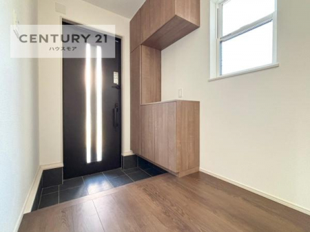 ց@V[Y{bNXtȂ̂ŁAւЕt|₷łI
XbLւŌ˂JuԁÂSnԂo}Ă܂B