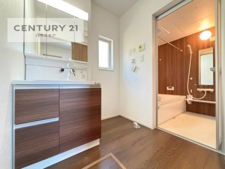 ʑEʏ@Oʋdl̐ʏ́AgȂ݂₷I͎[ɂȂĂ܂BhC[₨ϓЕt̂ŐʑXbLƌ邱Ƃo܂I