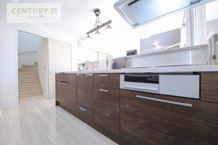 Lb`@lC̑ΖʎVXeLb`̗pĂ܂IƑ̃R~jP[VRƑ݌vłB
qlɂڂ͂̂ŊłˁB[͂܂I