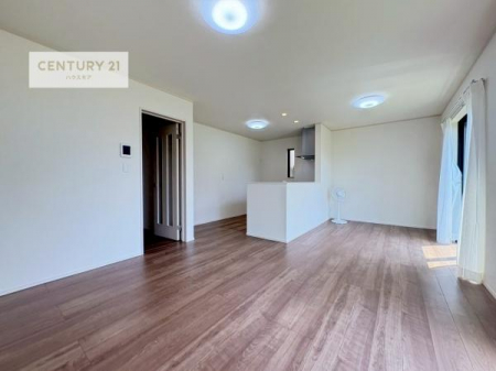 rO@SnǂrO͉ƑRƏW܂܂BƑcR̎ԂłBƑƁAw[Ԃ߂łˁB邭JIȋԂłB