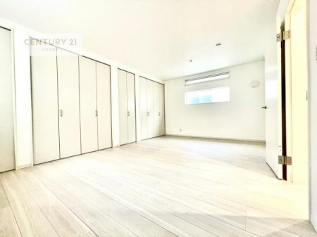 q@[Xy[XtĂ̂ŁA}ȗqłU炩TbƕЂÂđϕ֗łIǖʂLXĂ̂ŁA׋xbh̒uɍ܂I