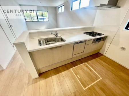 Lb`@Ƃ肠钲Xy[XōƂ₷KȃLb`łI
qlƈꏏɂَqy߂LXXy[XłByԂɂȂ肻łˁI