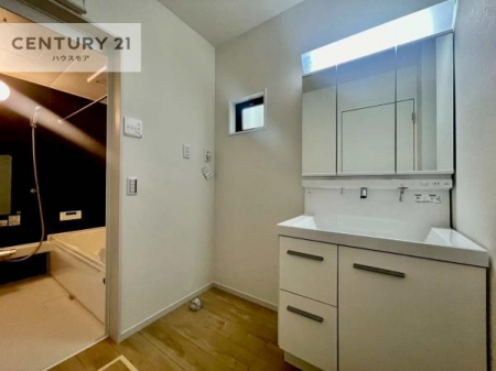 ʑEʏ@Oʋdl̐ʏ́AgȂ݂₷I͎[ɂȂĂ܂BhC[₨ϓЕt̂ŐʑXbLƌ邱Ƃo܂I