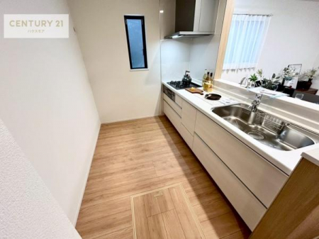 Lb`@lC̑ΖʎVXeLb`̗pĂ܂IƑ̃R~jP[VRƑ݌vłB
qlɂڂ͂̂ŊłˁB[͂܂I