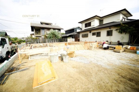 ԏ@ԃXy[X2䕪܂IZJhJ[͂AoCN⎩]ԂȂǂuꏊɍ܂B