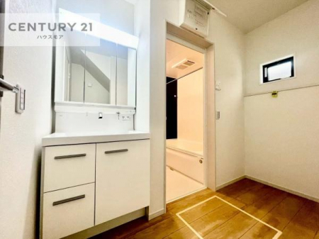 ʑEʏ@Oʋdl̐ʏ́AgȂ݂₷I͎[ɂȂĂ܂BhC[₨ϓЕt̂ŐʑXbLƌ邱Ƃo܂I