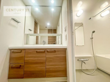 ʑEʏ@Oʋdl̐ʏ́AgȂ݂₷I͎[ɂȂĂ܂BhC[₨ϓЕt̂ŐʑXbLƌ邱Ƃo܂I