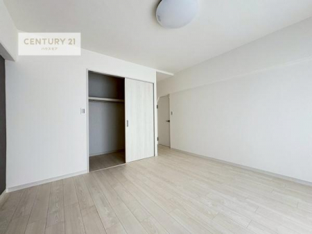 m@eɎ[͂̂N[[bgݒuBו𐮗ڂ₷AɂꂢɕۂƂł܂B[ꏊɍȂAKȐT|[gZ܂łB