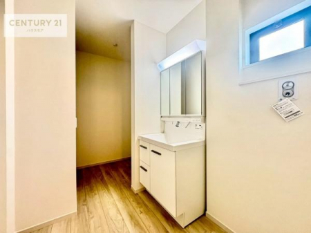 ʑEʏ@Oʋdl̐ʏ́AgȂ݂₷I͎[ɂȂĂ܂BhC[₨ϓЕt̂ŐʑXbLƌ邱Ƃo܂I