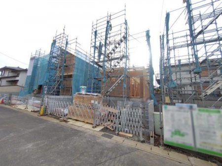 ԏ@ԃXy[X2䕪܂IZJhJ[͂AoCN⎩]ԂȂǂuꏊɍ܂B