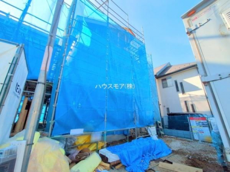 ԏ@ԃXy[X2䕪܂IZJhJ[͂AoCN⎩]ԂȂǂuꏊɍ܂B
