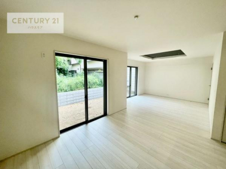 rO@傫ȑ炽Ղ̗z閾邢rOBĴ郊rOŉƑĉ났̎Ԃ߂܂B