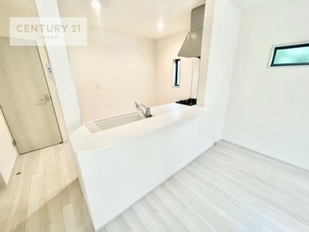 rO@rOŜnΖʃLb`Ȃ̂ŁAql̗lqȂƂłqĂ₷SȊԎłI