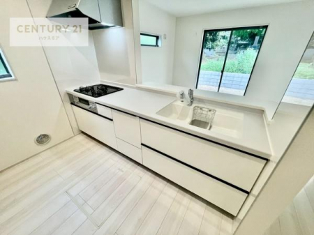 Lb`@lC̑ΖʎVXeLb`̗pĂ܂IƑ̃R~jP[VRƑ݌vłB
qlɂڂ͂̂ŊłˁB[͂܂I