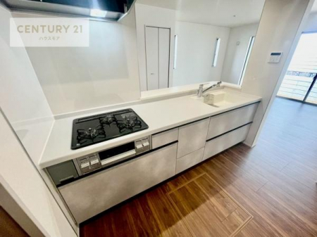 Lb`@lC̑ΖʎVXeLb`̗pĂ܂IƑ̃R~jP[VRƑ݌vłB
qlɂڂ͂̂ŊłˁB[͂܂I