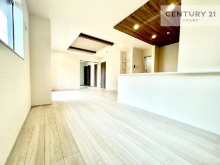 rO@傫ȑ炽Ղ̗z閾邢rOBĴ郊rOŉƑĉ났̎Ԃ߂܂B