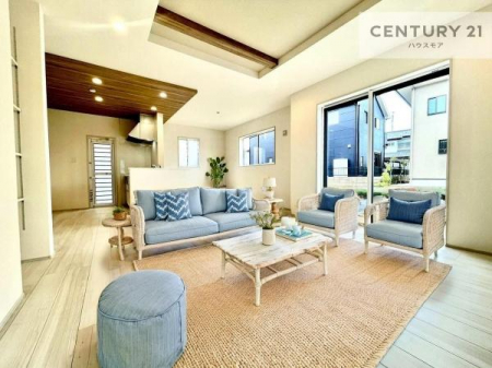 rO@ƋCGp[XłBSnǂrO͉ƑRƏW܂܂BƑcR̎ԂłBƑƁAw[Ԃ߂łˁB邭JIȋԂłB