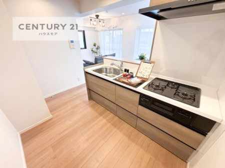 Lb`@Ƃ肠钲Xy[XōƂ₷KȃLb`łI
qlƈꏏɂَqy߂LXXy[XłB[LxȂ̂łƂԂŒłłˁB