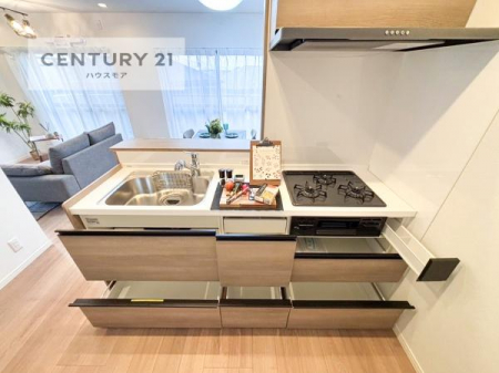 Lb`@Ƃ₷VXeLb`łI[tĂ̂ŁAXy[XɕuȂčςނ̂ŁALXgāAKɍƂł܂I