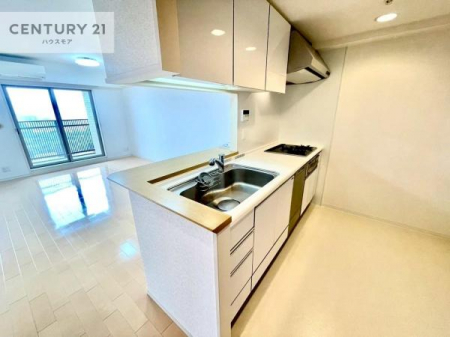 Lb`@lC̑ΖʎVXeLb`̗pĂ܂IƑ̃R~jP[VRƑ݌vłB
qlɂڂ͂̂ŊłˁBLXgĉKɍƂi݂܂B