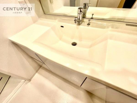 ʑEʏ@[ʑ{ÉA˂ɂ̂łꂪyXIۂĂ܂I
LCȐʏŎ̃`x[Vオ܂ˁI