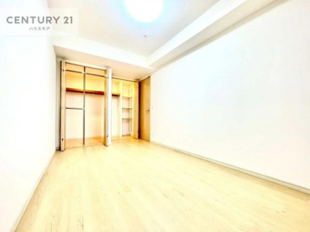 m@[Xy[XĂ܂IXbLڂ鎖ł܂ˁB
ƋI΂ȂVvȃfUCׁ̈AƋI΂Cɓ̋ԍ肪łłˁB