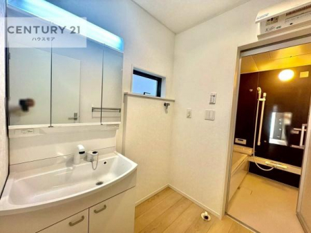 ʑEʏ@t̖邢ʎłICɓւłĐɕۂƂł܂IRނ̂łς̎dオǂȂ܂ˁI