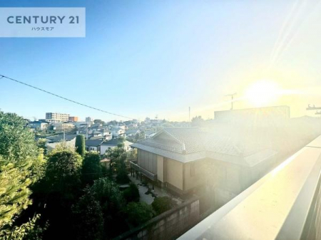 Z˂̒]ʐ^@ꂽɂ͐nJIȎԂy߂܂BC̗ǂʂ蔲X݂łI
ynwJÒz