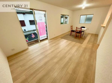 rO@傫ȑ炽Ղ̗z閾邢rOBĴ郊rOŉƑĉ났̎Ԃ߂܂B