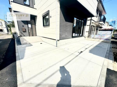 ԏ@ԃXy[X2䕪܂IZJhJ[͂AoCN⎩]ԂȂǂuꏊɍ܂B