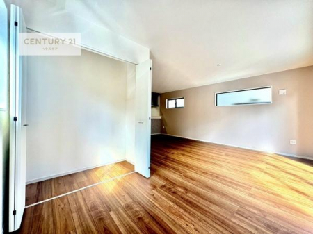 rO@rOŜnΖʃLb`Ȃ̂ŁAql̗lqȂƂłqĂ₷SȊԎłI