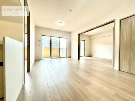 rO@傫ȑ炽Ղ̗z閾邢rOBĴ郊rOŉƑĉ났̎Ԃ߂܂B