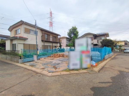 ԏ@ԃXy[X2䕪܂IZJhJ[͂AoCN⎩]ԂȂǂuꏊɍ܂B